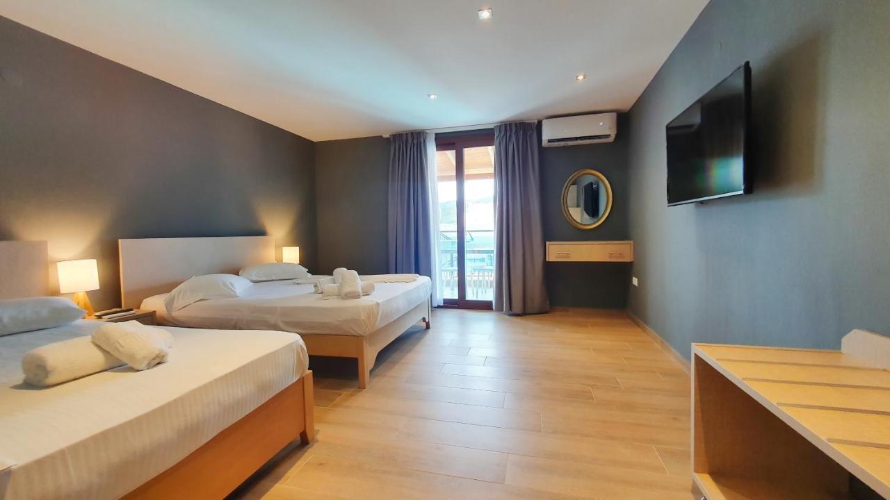 סארטי Hotel Viky מראה חיצוני תמונה
