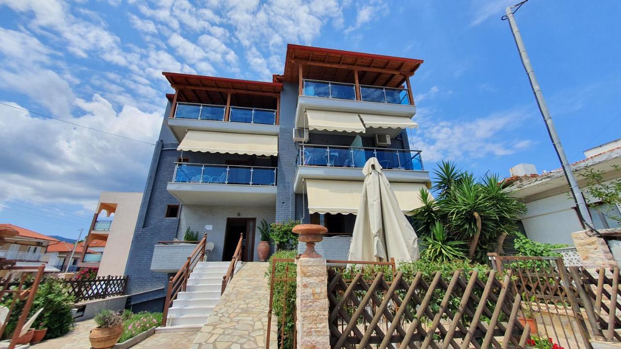 סארטי Hotel Viky מראה חיצוני תמונה