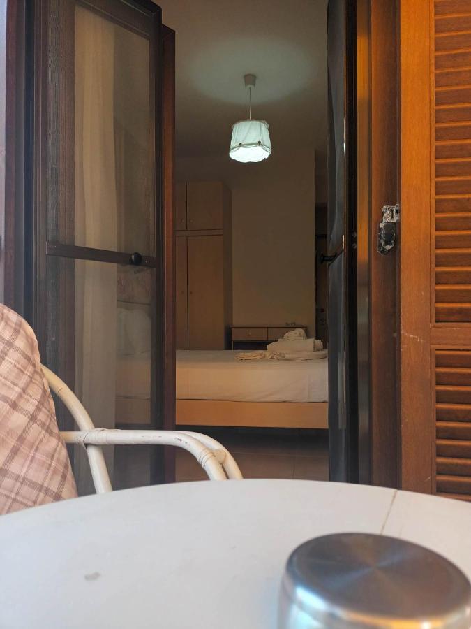 סארטי Hotel Viky מראה חיצוני תמונה