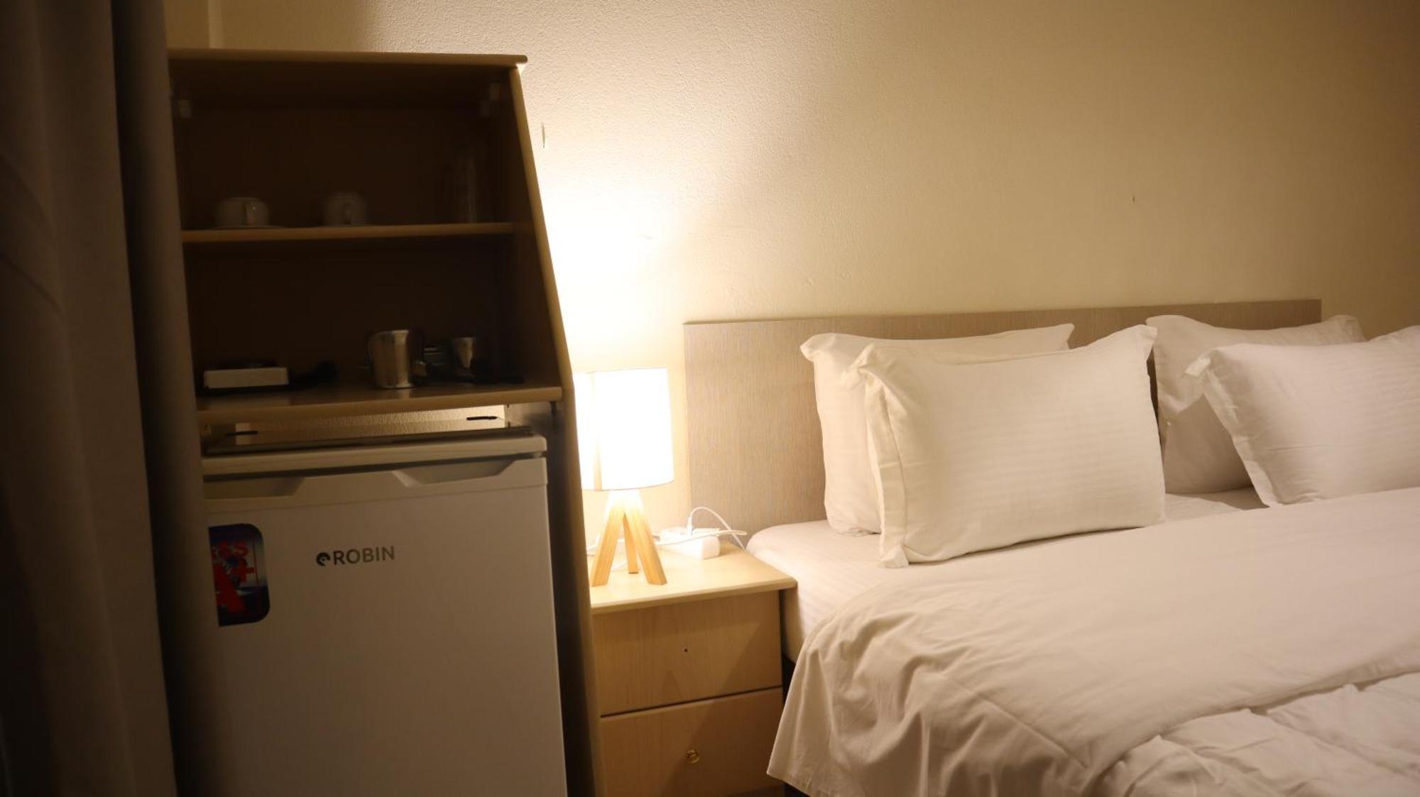 סארטי Hotel Viky מראה חיצוני תמונה